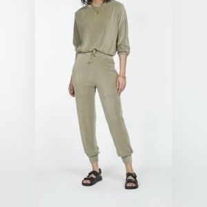 NWT Generation Love Rave Terry Sweatpants Size Small